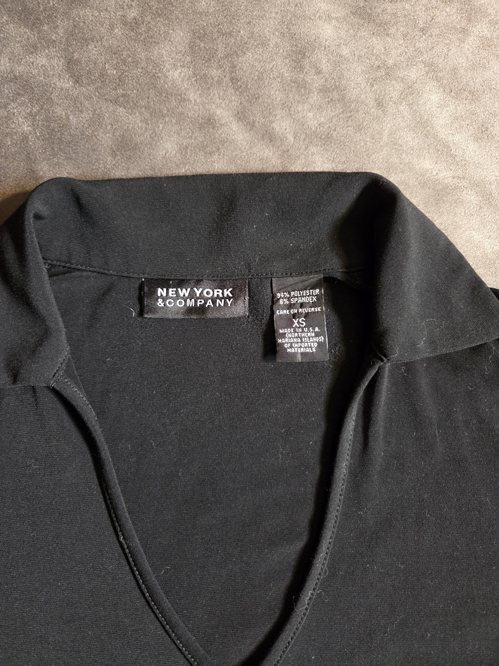 New York & Company Black Johnny Collar V-Neck Long Sleeve Top — Size XS - Picture 2 of 7